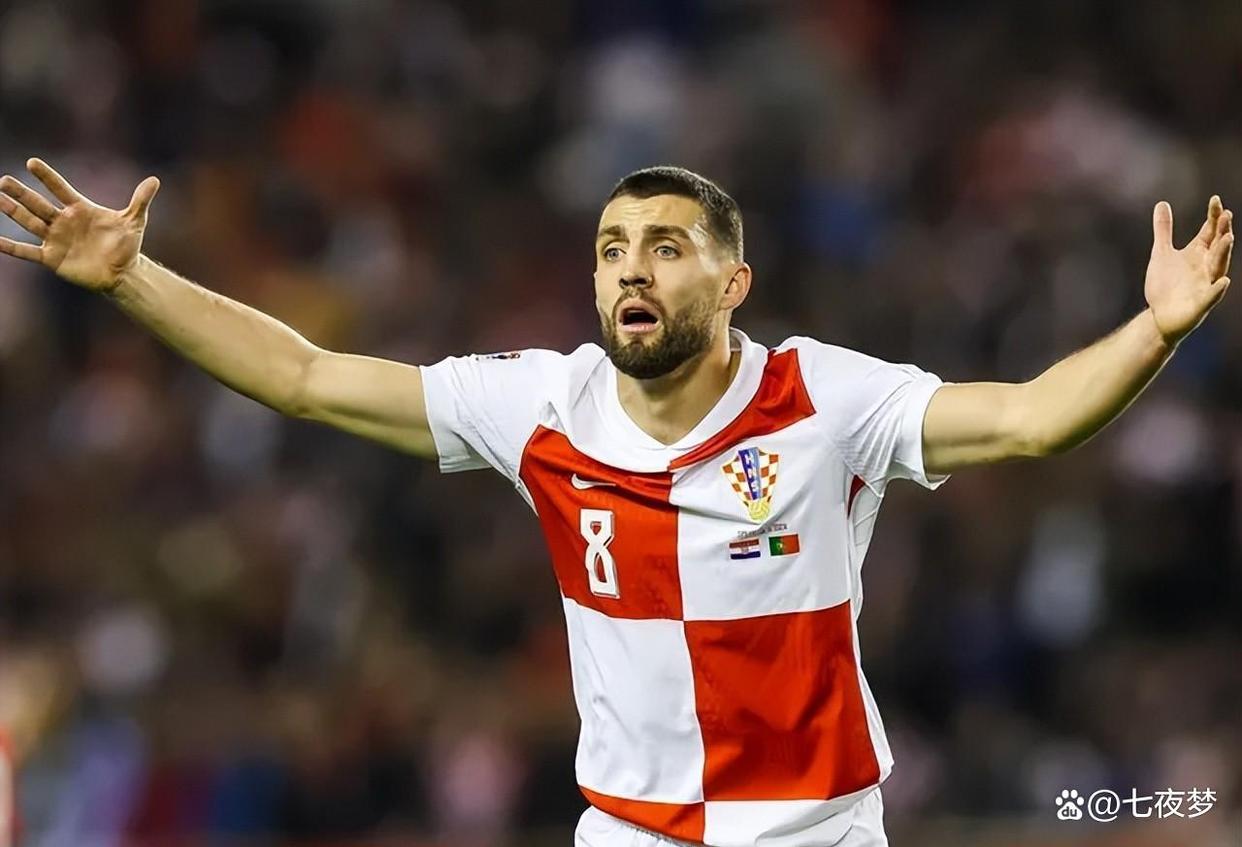 波兰战平克罗地亚，成功晋级八强